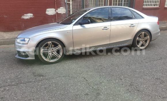 Buy Used Audi A4 Silver Car in Beitbridge in Matabeleland South Buy Used Audi A4 Silver Car in Beitbridge in Matabeleland South