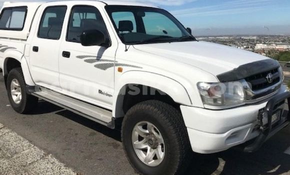 Acheter Occasion Voiture Toyota Hilux Blanc à Beitbridge, Matabeleland South Acheter Occasion Voiture Toyota Hilux Blanc à Beitbridge, Matabeleland South