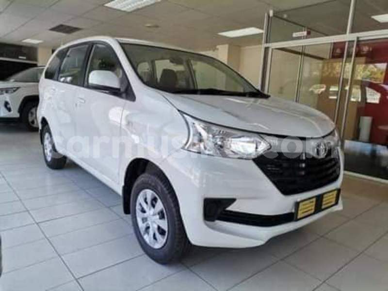 Big with watermark toyota avanza matabeleland south beitbridge 23007