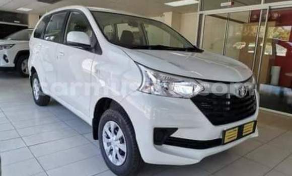 Buy Used Toyota Avanza White Car in Beitbridge in Matabeleland South Buy Used Toyota Avanza White Car in Beitbridge in Matabeleland South