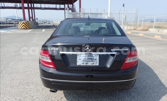 Acheter Occasion Voiture Mercedes‒Benz C–Class Noir à Beitbridge, Matabeleland South Acheter Occasion Voiture Mercedes‒Benz C–Class Noir à Beitbridge, Matabeleland South