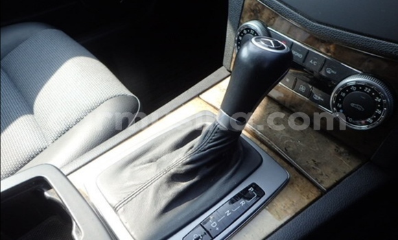 Acheter Occasion Voiture Mercedes‒Benz C–Class Noir à Beitbridge, Matabeleland South Acheter Occasion Voiture Mercedes‒Benz C–Class Noir à Beitbridge, Matabeleland South