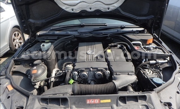 Acheter Occasion Voiture Mercedes‒Benz C–Class Noir à Beitbridge, Matabeleland South Acheter Occasion Voiture Mercedes‒Benz C–Class Noir à Beitbridge, Matabeleland South