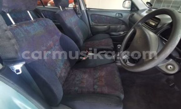 Acheter Occasion Voiture Toyota Corolla Bleu à Beitbridge, Matabeleland South Acheter Occasion Voiture Toyota Corolla Bleu à Beitbridge, Matabeleland South