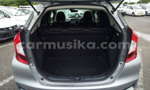 Tenga Imported Honda Fit Sirivha Mota in Beitbridge in Matabeleland South Tenga Imported Honda Fit Sirivha Mota in Beitbridge in Matabeleland South