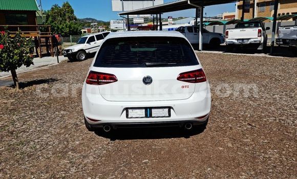 Acheter Occasion Voiture Volkswagen Golf GTI Blanc à Beitbridge, Matabeleland South Acheter Occasion Voiture Volkswagen Golf GTI Blanc à Beitbridge, Matabeleland South