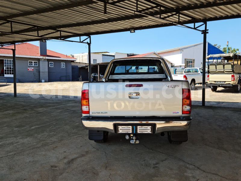 Big with watermark toyota hilux matabeleland south beitbridge 23040
