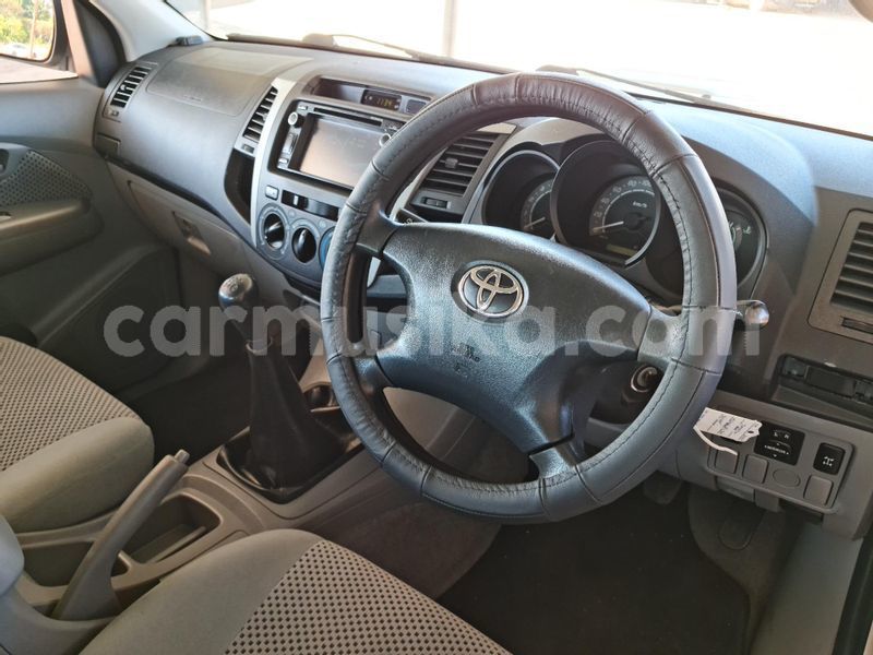Big with watermark toyota hilux matabeleland south beitbridge 23040