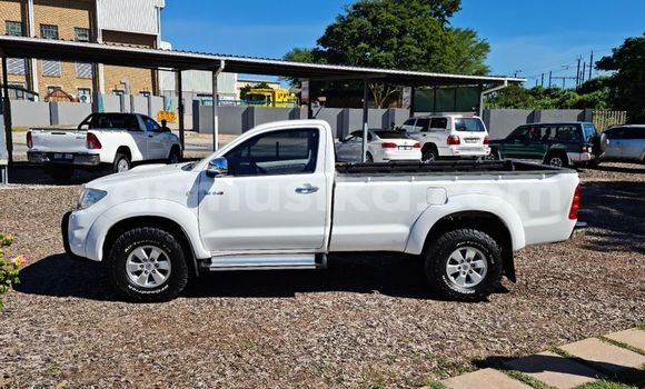 Acheter Occasion Voiture Toyota Hilux Blanc à Beitbridge, Matabeleland South Acheter Occasion Voiture Toyota Hilux Blanc à Beitbridge, Matabeleland South