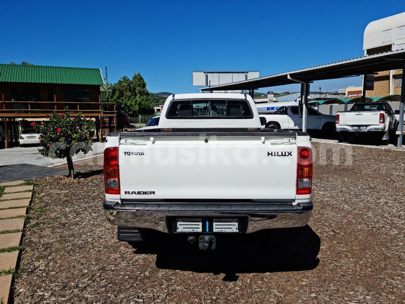 Big with watermark toyota hilux matabeleland south beitbridge 23041