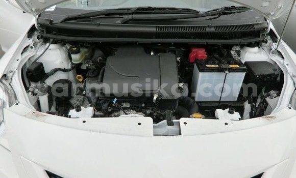 Nunua Ilio tumika Toyota Belta Nyeupe Gari ndani ya Beitbridge nchini Matabeleland Kusini Nunua Ilio tumika Toyota Belta Nyeupe Gari ndani ya Beitbridge nchini Matabeleland Kusini