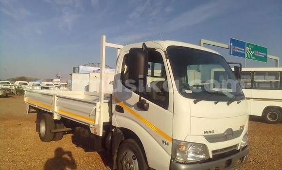 Tenga Tsaru E-Car GD04B Chena Mota in Bindura in Mashonaland yePakati Tenga Tsaru E-Car GD04B Chena Mota in Bindura in Mashonaland yePakati