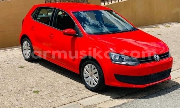 Tenga Tsaru Volkswagen Polo Tsvuku Mota in Beitbridge in Matabeleland South