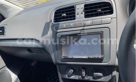 Tenga Tsaru Volkswagen Polo Tsvuku Mota in Beitbridge in Matabeleland South Tenga Tsaru Volkswagen Polo Tsvuku Mota in Beitbridge in Matabeleland South