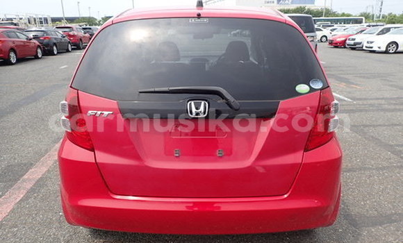 Tenga Tsaru Honda Fit Tsvuku Mota in Beitbridge in Matabeleland South Tenga Tsaru Honda Fit Tsvuku Mota in Beitbridge in Matabeleland South