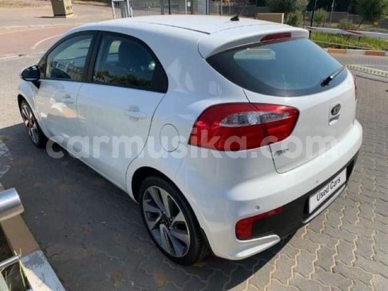 Big with watermark kia rio matabeleland south beitbridge 23066