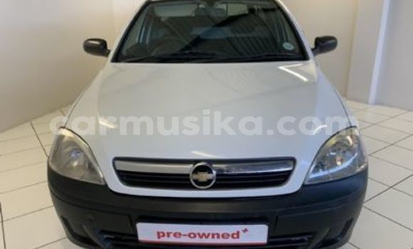 Acheter Occasion Voiture Opel Corsa Blanc à Beitbridge, Matabeleland South Acheter Occasion Voiture Opel Corsa Blanc à Beitbridge, Matabeleland South