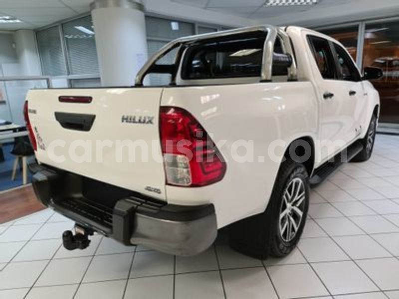 Big with watermark toyota hilux matabeleland south beitbridge 23074