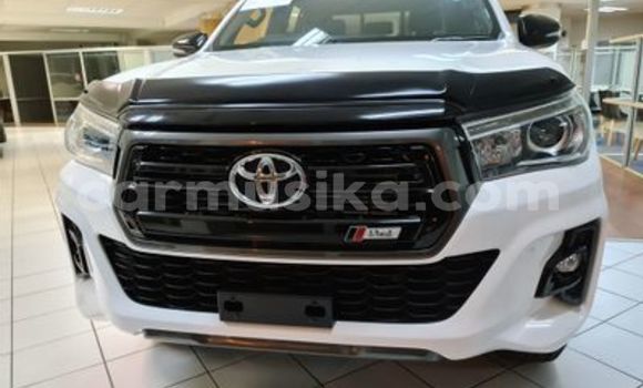 Acheter Occasion Voiture Toyota Hilux Blanc à Beitbridge, Matabeleland South Acheter Occasion Voiture Toyota Hilux Blanc à Beitbridge, Matabeleland South