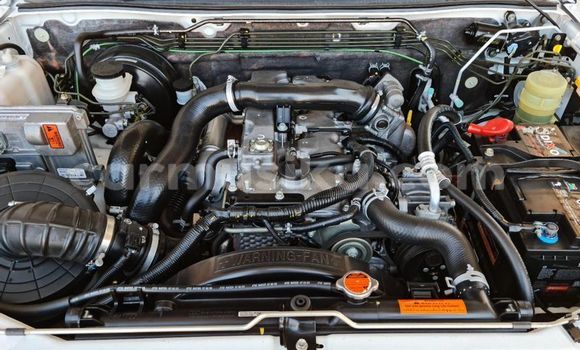 Acheter Occasion Voiture Isuzu KB Blanc à Beitbridge, Matabeleland South Acheter Occasion Voiture Isuzu KB Blanc à Beitbridge, Matabeleland South