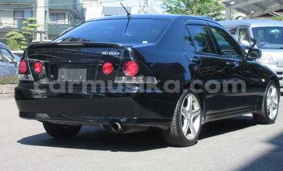 Nunua Ilio tumika Toyota Altezza Nyeusi Gari ndani ya Beitbridge nchini Matabeleland Kusini Nunua Ilio tumika Toyota Altezza Nyeusi Gari ndani ya Beitbridge nchini Matabeleland Kusini