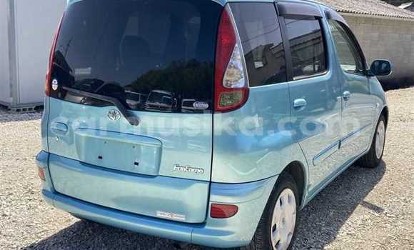 Acheter Occasion Voiture Toyota FunCargo Bleu à Beitbridge, Matabeleland South Acheter Occasion Voiture Toyota FunCargo Bleu à Beitbridge, Matabeleland South