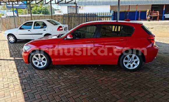 Acheter Occasion Voiture BMW 1-Series Rouge à Beitbridge, Matabeleland South Acheter Occasion Voiture BMW 1-Series Rouge à Beitbridge, Matabeleland South