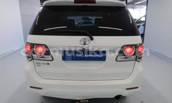 Buy Used Toyota Fortuner White Car in Beitbridge in Matabeleland South