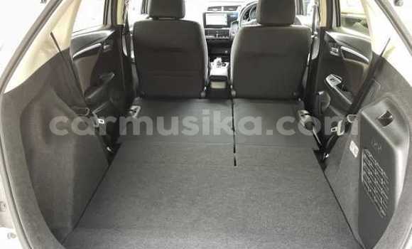 Buy Used Honda Fit Blue Car in Beitbridge in Matabeleland South Buy Used Honda Fit Blue Car in Beitbridge in Matabeleland South