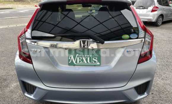 Buy Used Honda Fit Blue Car in Beitbridge in Matabeleland South Buy Used Honda Fit Blue Car in Beitbridge in Matabeleland South