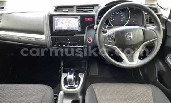 Buy Used Honda Fit Blue Car in Beitbridge in Matabeleland South Buy Used Honda Fit Blue Car in Beitbridge in Matabeleland South