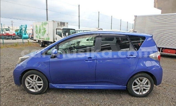 Acheter Occasion Voiture Toyota Ractis Bleu à Beitbridge, Matabeleland South Acheter Occasion Voiture Toyota Ractis Bleu à Beitbridge, Matabeleland South