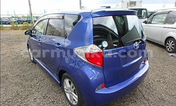 Acheter Occasion Voiture Toyota Ractis Bleu à Beitbridge, Matabeleland South Acheter Occasion Voiture Toyota Ractis Bleu à Beitbridge, Matabeleland South