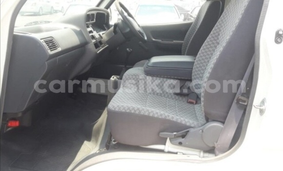 Tenga Tsaru Toyota Hiace Chena Mota in Beitbridge in Matabeleland South Tenga Tsaru Toyota Hiace Chena Mota in Beitbridge in Matabeleland South