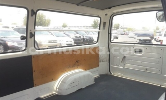 Tenga Tsaru Toyota Hiace Chena Mota in Beitbridge in Matabeleland South Tenga Tsaru Toyota Hiace Chena Mota in Beitbridge in Matabeleland South