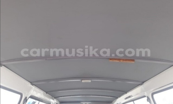 Tenga Tsaru Toyota Hiace Chena Mota in Beitbridge in Matabeleland South Tenga Tsaru Toyota Hiace Chena Mota in Beitbridge in Matabeleland South