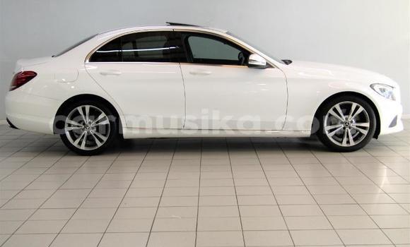 Buy Used Mercedes‒Benz AMG GLC White Car in Beitbridge in Matabeleland South Buy Used Mercedes‒Benz AMG GLC White Car in Beitbridge in Matabeleland South