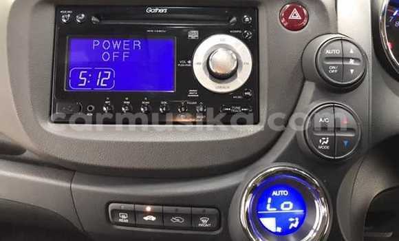 Nunua Ilio tumika Honda Fit Shuttle Bluu Gari ndani ya Beitbridge nchini Matabeleland Kusini Nunua Ilio tumika Honda Fit Shuttle Bluu Gari ndani ya Beitbridge nchini Matabeleland Kusini