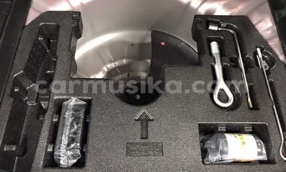 Tenga Tsaru Nissan Note Beige Mota in Beitbridge in Matabeleland South Tenga Tsaru Nissan Note Beige Mota in Beitbridge in Matabeleland South