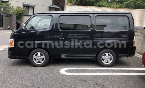 Nunua Ilio tumika Nissan Caravan Nyeusi Gari ndani ya Beitbridge nchini Matabeleland Kusini Nunua Ilio tumika Nissan Caravan Nyeusi Gari ndani ya Beitbridge nchini Matabeleland Kusini