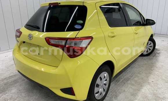 Acheter Occasion Voiture Toyota Vitz Beige à Beitbridge, Matabeleland South Acheter Occasion Voiture Toyota Vitz Beige à Beitbridge, Matabeleland South