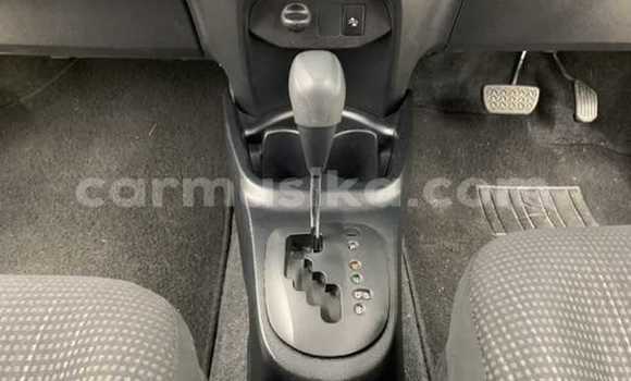 Acheter Occasion Voiture Toyota Vitz Beige à Beitbridge, Matabeleland South Acheter Occasion Voiture Toyota Vitz Beige à Beitbridge, Matabeleland South