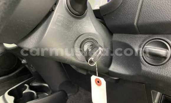 Acheter Occasion Voiture Toyota Vitz Beige à Beitbridge, Matabeleland South Acheter Occasion Voiture Toyota Vitz Beige à Beitbridge, Matabeleland South