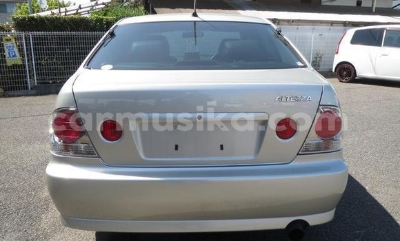 Tenga Tsaru Toyota Altezza Sirivha Mota in Beitbridge in Matabeleland South Tenga Tsaru Toyota Altezza Sirivha Mota in Beitbridge in Matabeleland South