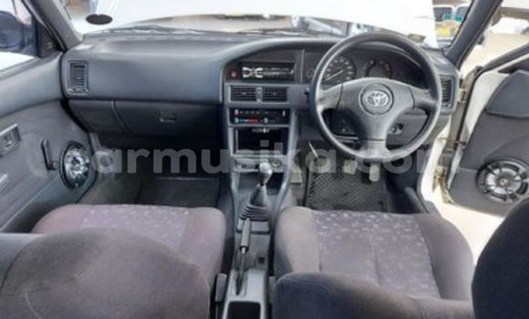 Buy Used Toyota Corolla White Car in Harare in Harare Buy Used Toyota Corolla White Car in Harare in Harare