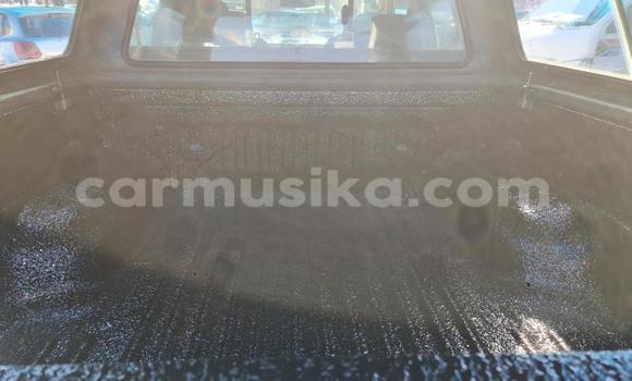 Nunua Ilio tumika Isuzu KB Nyeupe Gari ndani ya Beitbridge nchini Matabeleland Kusini Nunua Ilio tumika Isuzu KB Nyeupe Gari ndani ya Beitbridge nchini Matabeleland Kusini