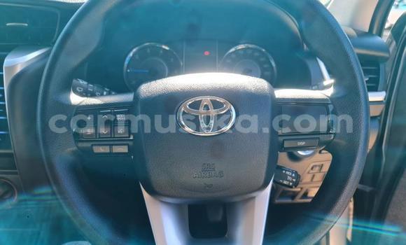 Nunua Ilio tumika Toyota Fortuner Nyingine Gari ndani ya Beitbridge nchini Matabeleland Kusini Nunua Ilio tumika Toyota Fortuner Nyingine Gari ndani ya Beitbridge nchini Matabeleland Kusini