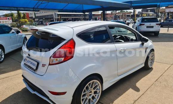 Tenga Tsaru Ford Fiesta ST Chena Mota in Beitbridge in Matabeleland South Tenga Tsaru Ford Fiesta ST Chena Mota in Beitbridge in Matabeleland South