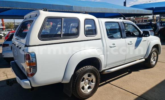 Buy Used Mazda BT-50 White Car in Beitbridge in Matabeleland South Buy Used Mazda BT-50 White Car in Beitbridge in Matabeleland South