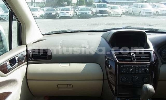 Buy Used Toyota Gaia White Car in Beitbridge in Matabeleland South Buy Used Toyota Gaia White Car in Beitbridge in Matabeleland South